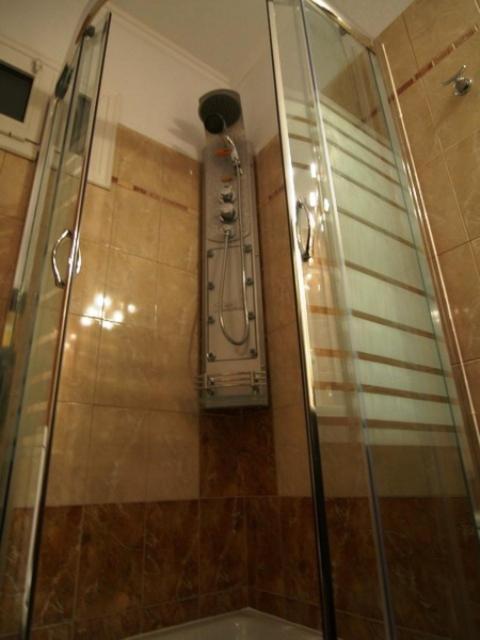 Pozar Salt Cave Hotel Spa Loutraki  Bilik gambar